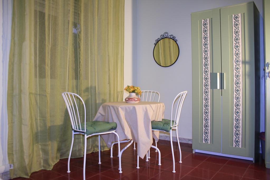 Le Tre Sorelle B&B Garbatella Roma Phòng bức ảnh