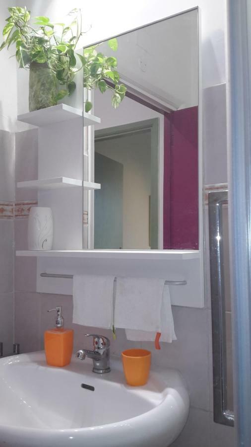 Le Tre Sorelle B&B Garbatella Roma Ngoại thất bức ảnh